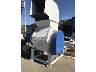100 Piece Plastic Crushing Machine