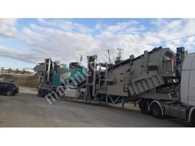 mobile crushing screening unit