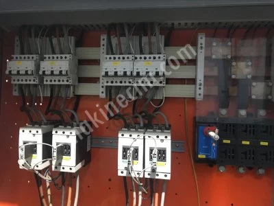 Satılık 2.El 450 Kw= 380.000 Kcal/H 2011 Model Çok Az Kullanılmış Alman Gea Chiller Soğutma Grubu