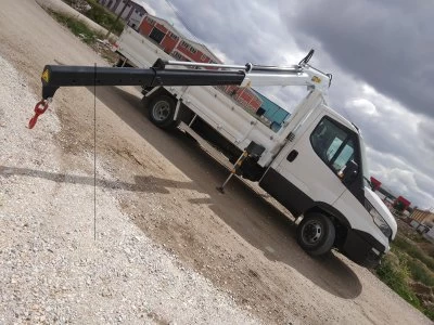 Araç Üstü Katlanır Bomlu (Hiab) Vinç
