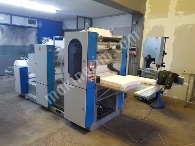 Z-Fold Towel Machine