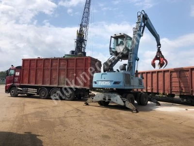 Polyp Grapple For Material Handler