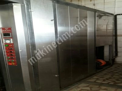 Bread and pastry baking oven with rotating 150