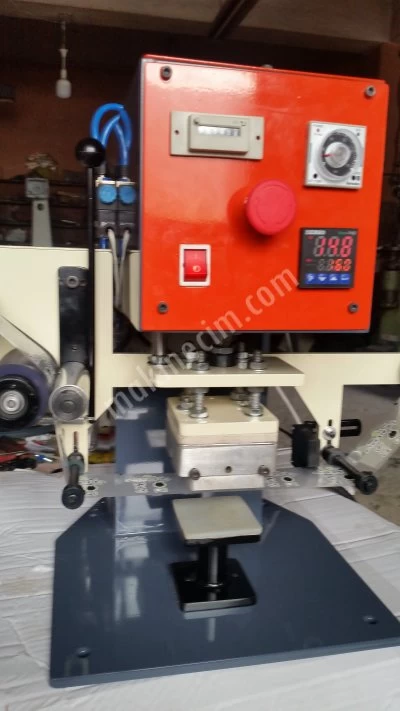 Otomatik Fotosel Okumalı Rulo Etiket Transfer Baskı Makinesi 13 Cm X 8 Cm Masa Üstü