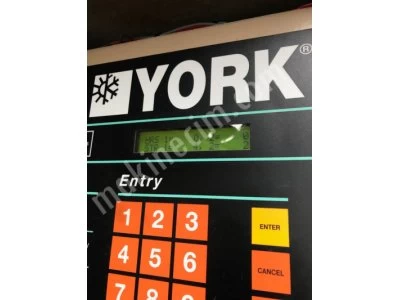 For Sale 2.EL 900 Kw= 780.000 Kcal/h NEVER USED YORK SCREW CHILLER