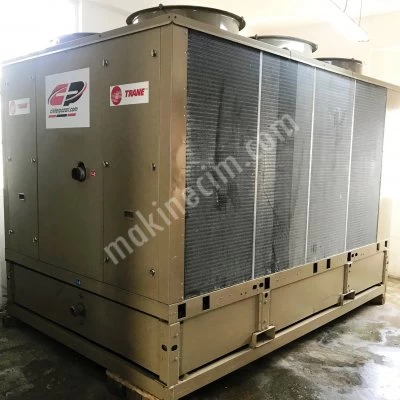 Satılık 2.El 325 Kw= 280.000 Kcal/H Trane Marka Çok Az Kullanılmış Orjinal Chiller