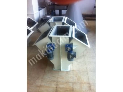 THREE WAY DISTRIBUTOR