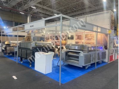 Mlm S4000 Lavas Machine With Stone Base
