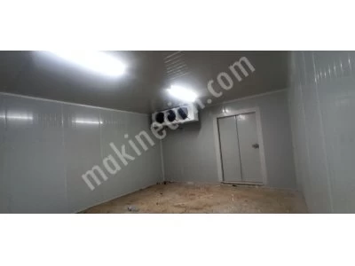 Suitable 2Nd Hand Clean Cold Room Storage (Meat, Chicken, Vegetables And Fruits)