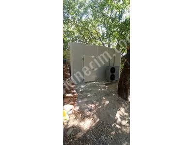 Suitable 2Nd Hand Clean Cold Room Storage (Meat, Chicken, Vegetables and Fruits)