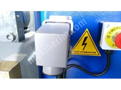 Plastik Enjeksiyon Robot Soketi