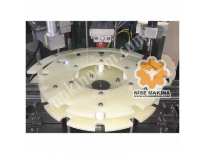 Fully Automatic Filling And Capping Machine