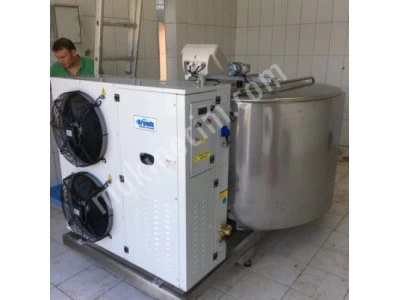 2000Lt MIlk CoolIng Tank