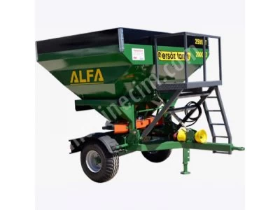 Gübre Serpme Makina / Fertilizer Spreader 2500 Lt