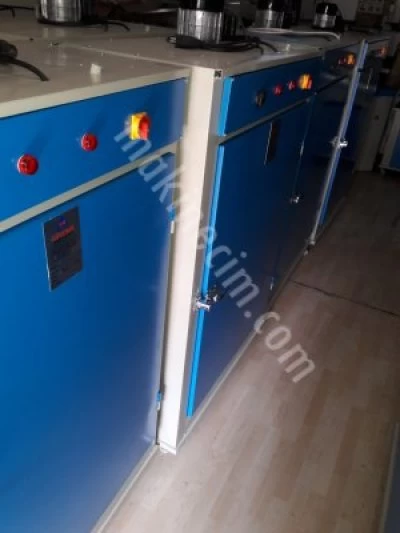 Dehumidification and Drying Oven