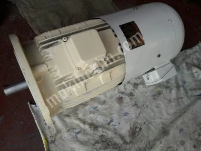 Dc Motor 5Kw-3000Dev-400V.Tam Kapalı