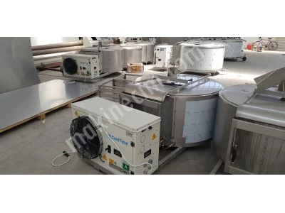 1000 Kg Milk Cooling Tank - With Scale - 2 Years Warranty