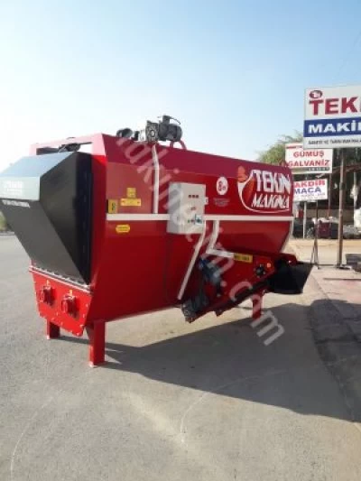 8 M3 Sabit Elektrikli Yem Karma Makinası