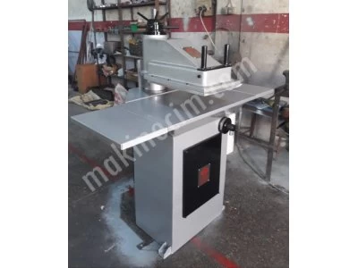 Hydraulic cutting press Interlining shirt Cuff collar Press (Guillotine)