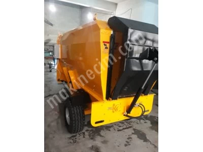 4 Metre Küp Çift Helezon Elektrik Traktörlü Yem Karma Makinası