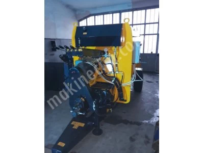 4 Metre Küp Çift Helezon Elektrik Traktörlü Yem Karma Makinası