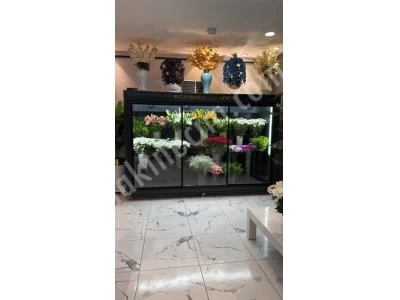 Flower Cabinet