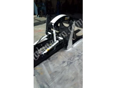 Forklift Compatible Logging Attachment