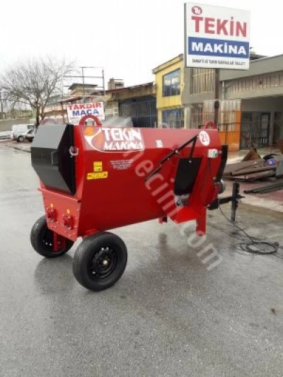 2.5 m3 ELECTRIC FEED MIXER