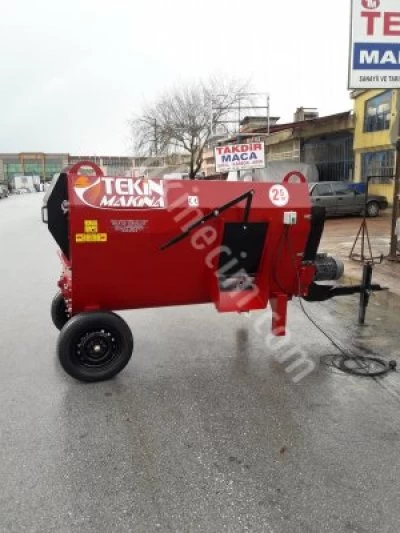 2.5 m3 ELECTRIC FEED MIXER