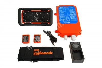 4 Drives with Double Steps Crane Remote Control - 516 Eco