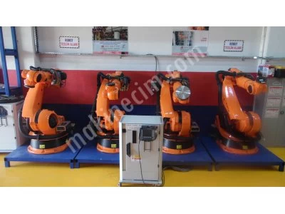 Kuka Kr210 Model:2004 - Erısım:2700 - Tasıma Kapasıte: 210Kg