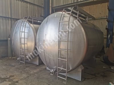 STAINLESS STORAGE TANK