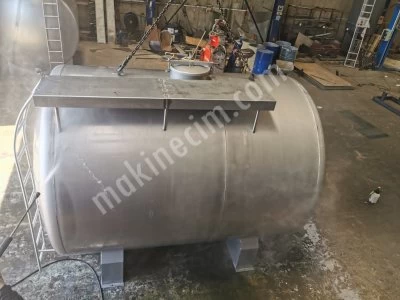 STAINLESS STORAGE TANK