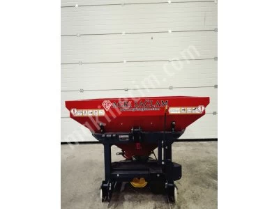 400 Litre Tek Diskli Gübre Serpme Makinesi