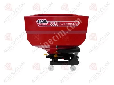 1500 Litre Çift Diskli Gübre Serpme Makinesi