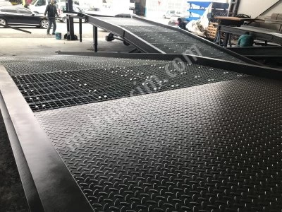 9 M Hydraulic Ramp (Small Giant)