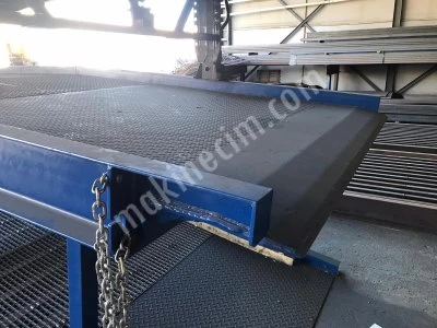9 M Hydraulic Ramp (Small Giant)