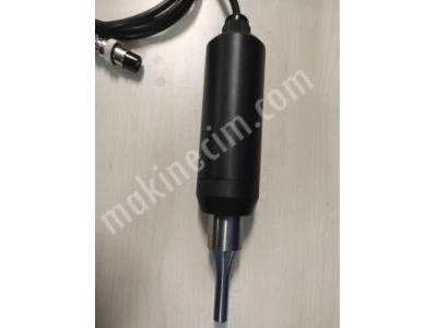 ULTRASONIC WELDING HEAD FOR MASK RUBBER GLUER