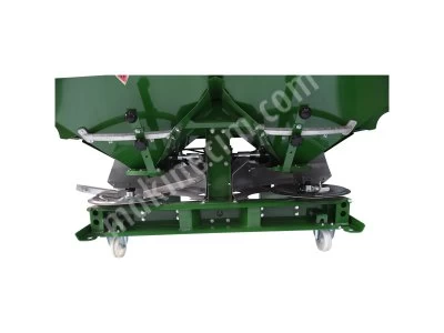 900-1200-1500 Liter Hanging Type Horizontal Mixer Fertilizer Spreader