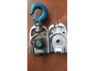 Crane Hooks - .3 Tons and Others