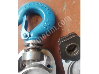 Crane Hooks - .3 Tons and Others