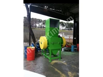 100 Lük Plastik Kırma Makinası