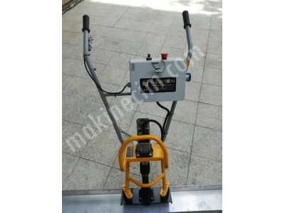 200 Cm Çift Kollu Elektrikli Beton Mastarı