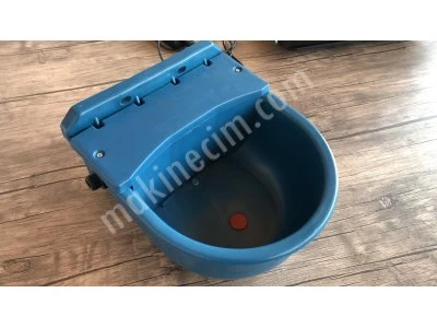 Plastik Şamandıralı Hayvan Suluğu