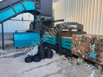 Horizontal Scrap Cardboard Pet Bale Press - 90 Tons