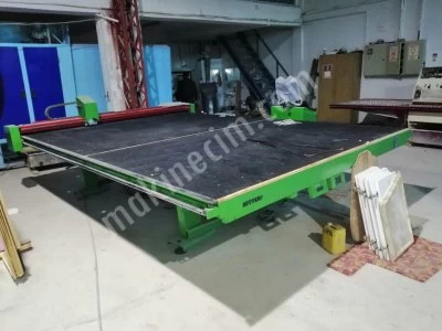 Used cnc glass cutting machine, second hand cnc glass cutting table manual glass cutting table reciprocating glass cutting table. air glass cutting machine, tempered glass cutting table