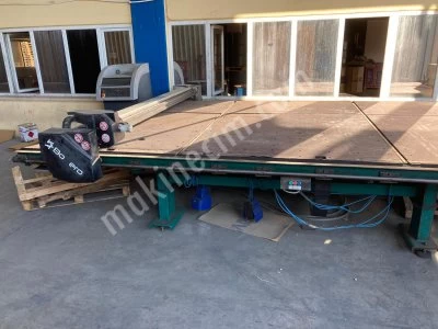 Used cnc glass cutting machine, second hand cnc glass cutting table manual glass cutting table reciprocating glass cutting table. air glass cutting machine, tempered glass cutting table