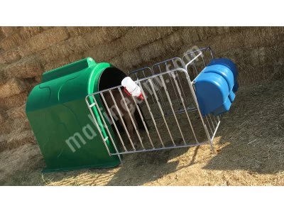 Fiber Calf Hut