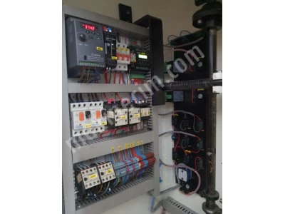 Nuts packaging machine