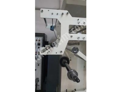 Nuts packaging machine